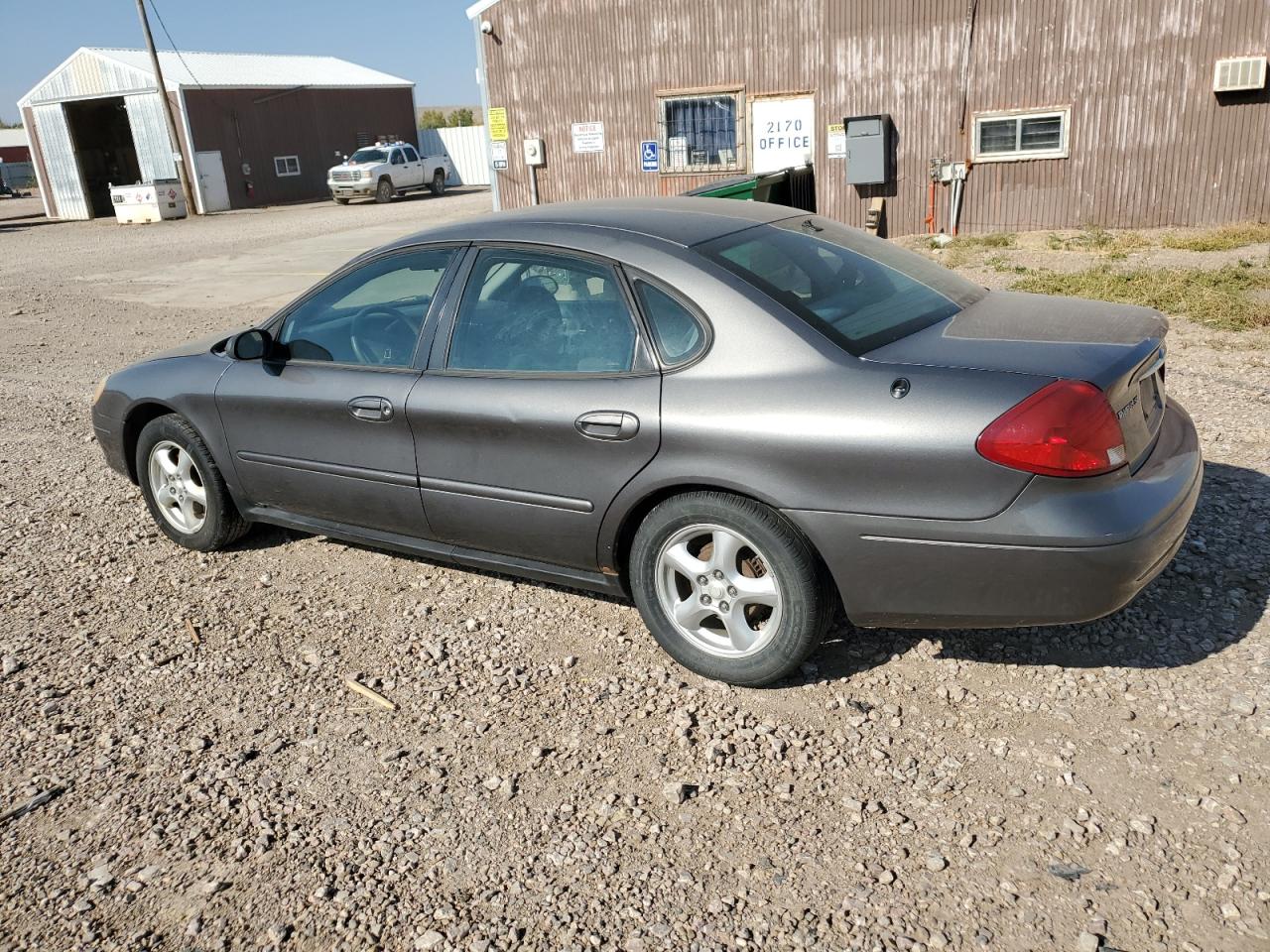 Lot #2913935531 2002 FORD TAURUS SE