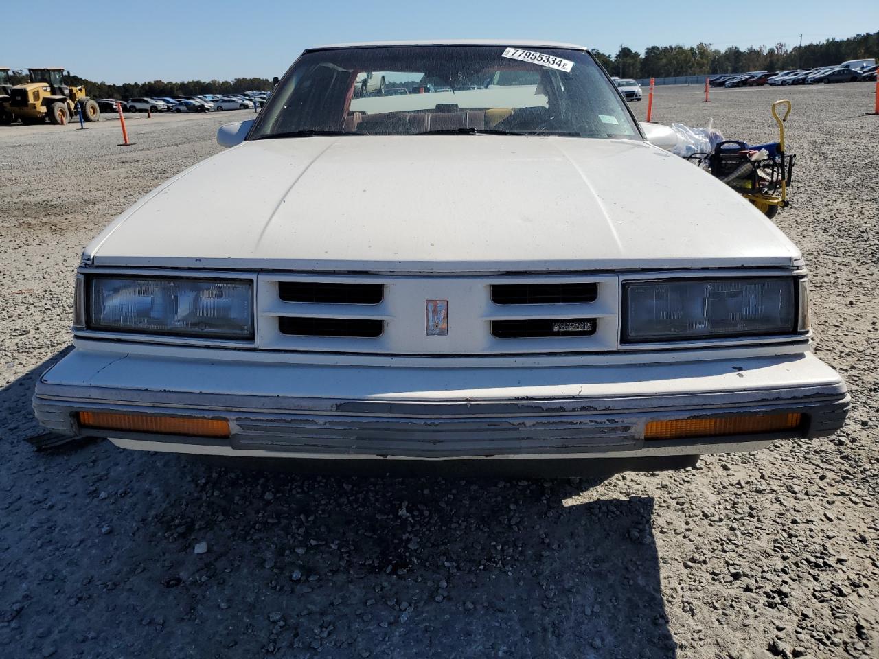 Lot #2976862256 1990 OLDSMOBILE DELTA 88 R