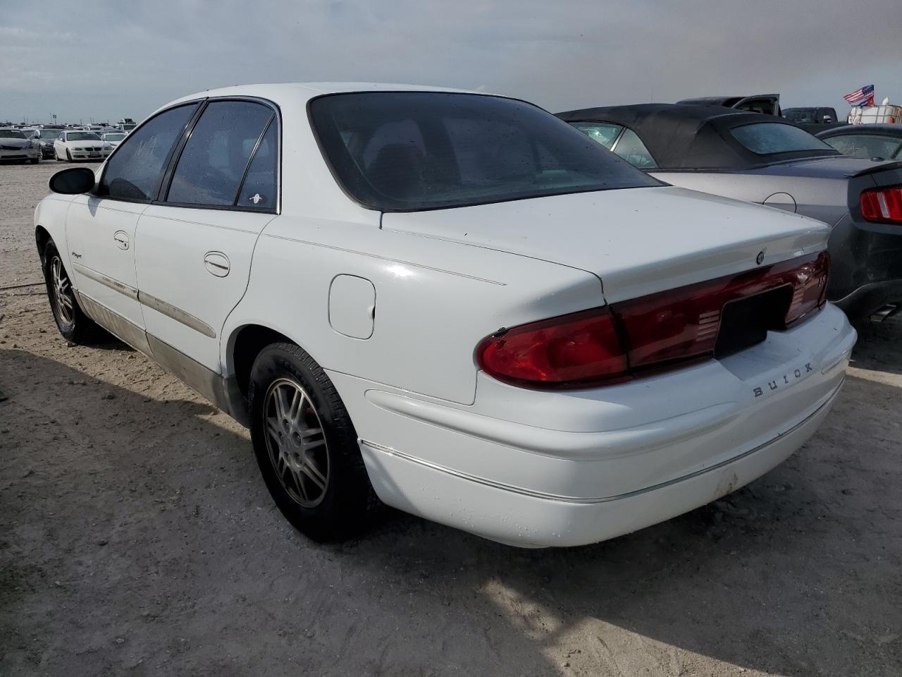 Lot #3004129964 1999 BUICK REGAL LS