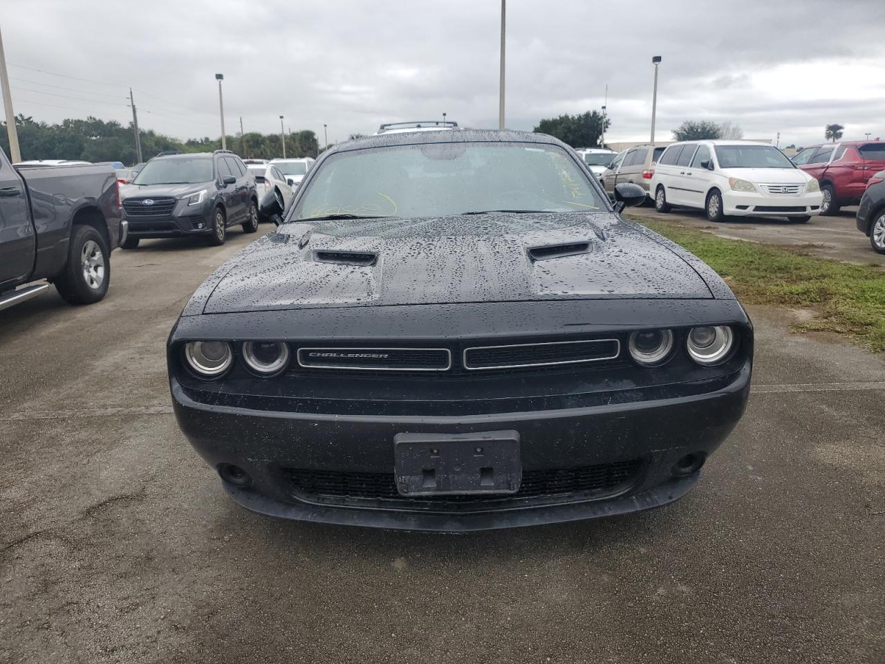 Lot #2885983208 2015 DODGE CHALLENGER