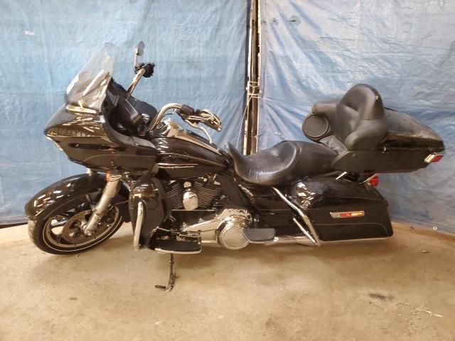 2017 HARLEY-DAVIDSON FLTRU 5HD1KGDA8HB610780