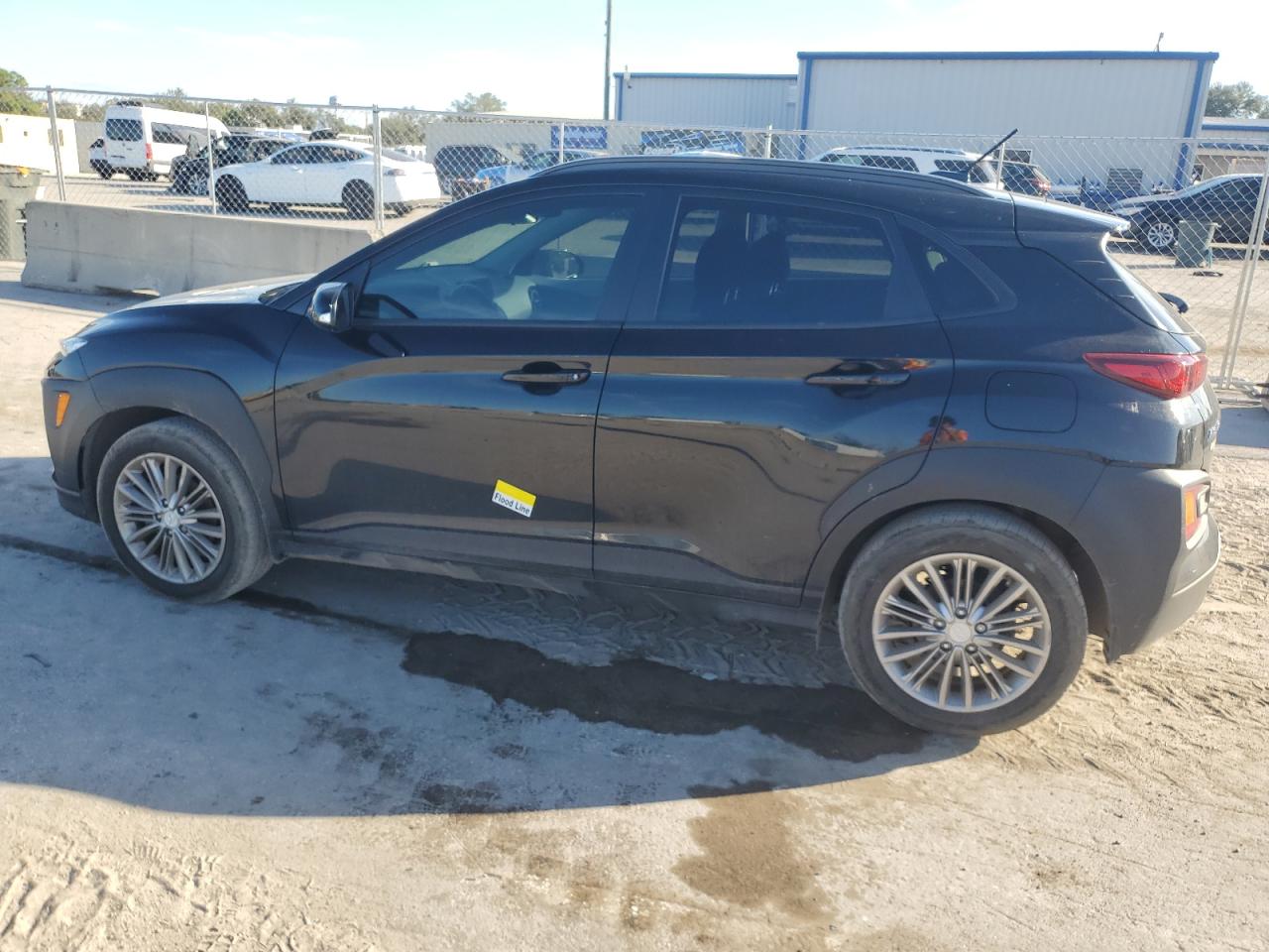 HYUNDAI KONA SEL 2018 black  gas KM8K22AA9JU144996 photo #3