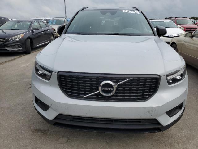 VIN YV4162UM0N2756187 2022 Volvo XC40, T5 R-Design no.5