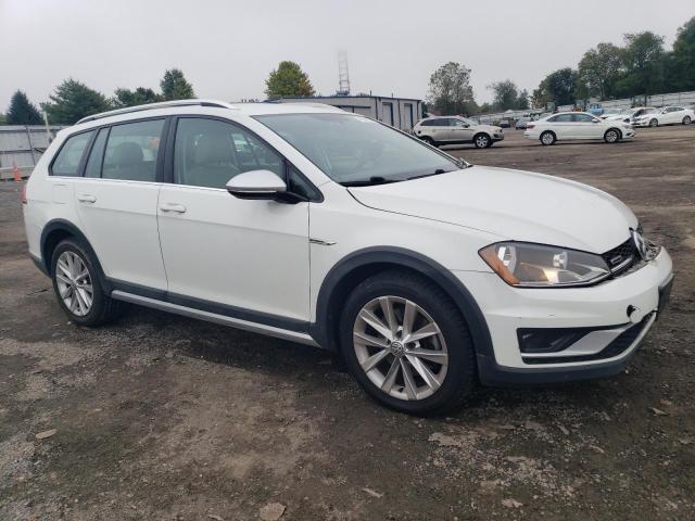 2017 VOLKSWAGEN GOLF ALLTR - 3VWH17AU1HM537220