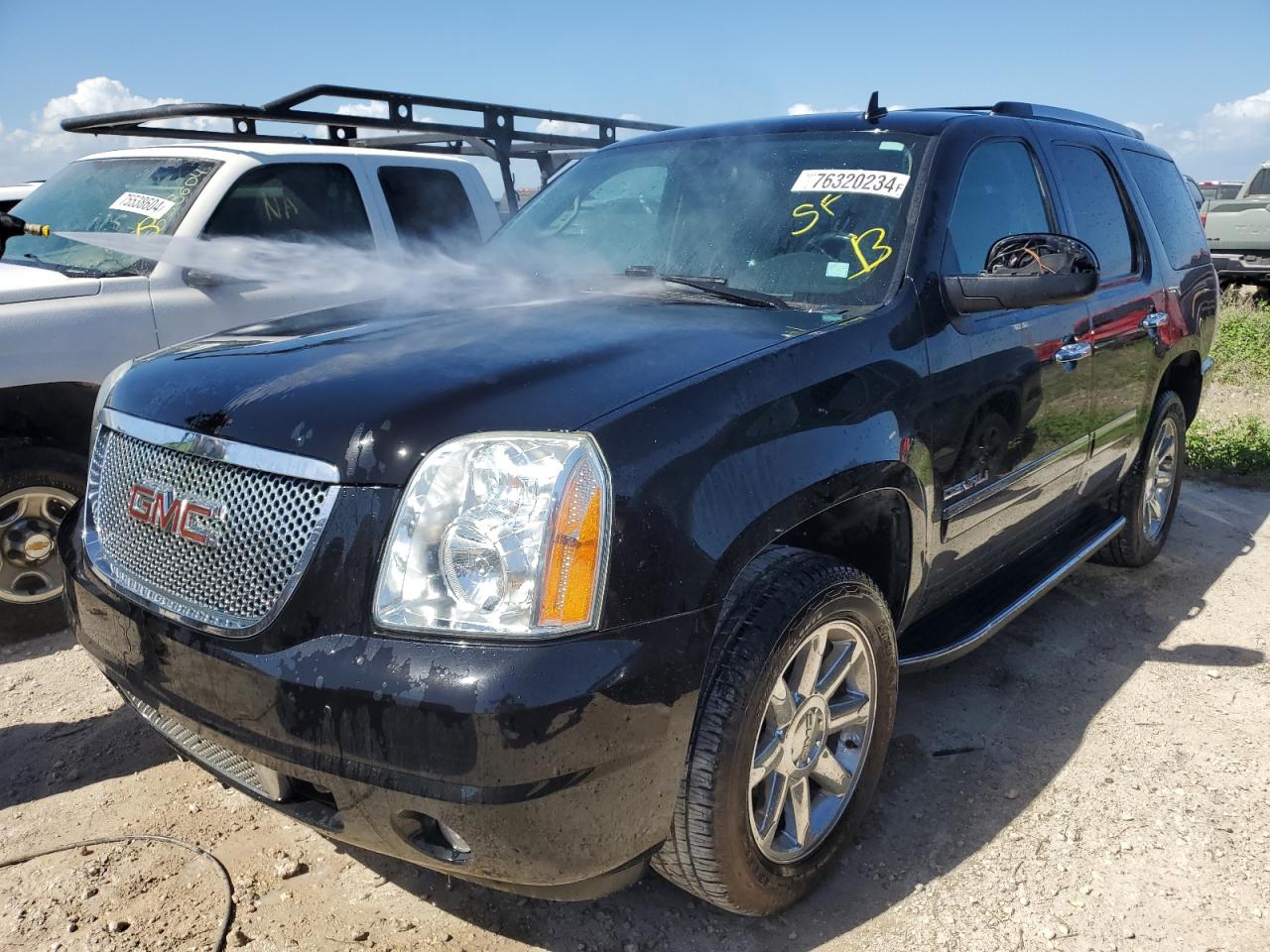 Lot #3026942216 2013 GMC YUKON DENA