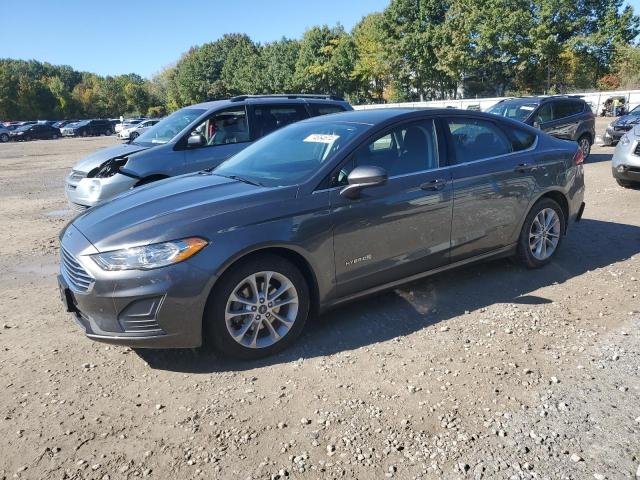 VIN 3FA6P0LU3KR110893 2019 Ford Fusion, SE no.1