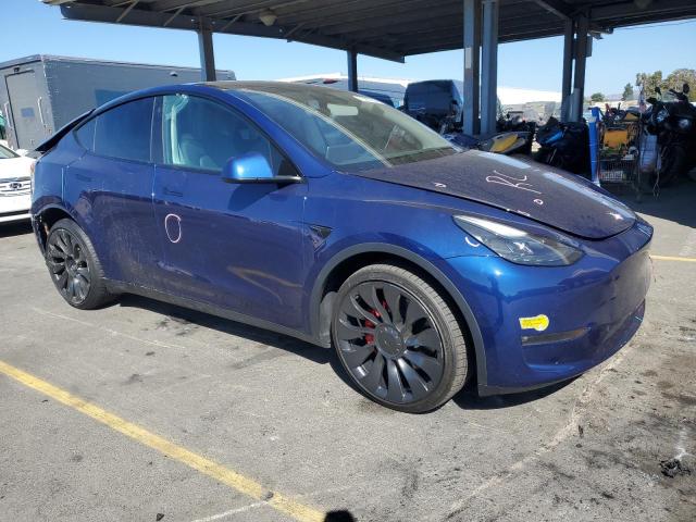 VIN 7SAYGDEF2NF345786 2022 Tesla MODEL Y no.4