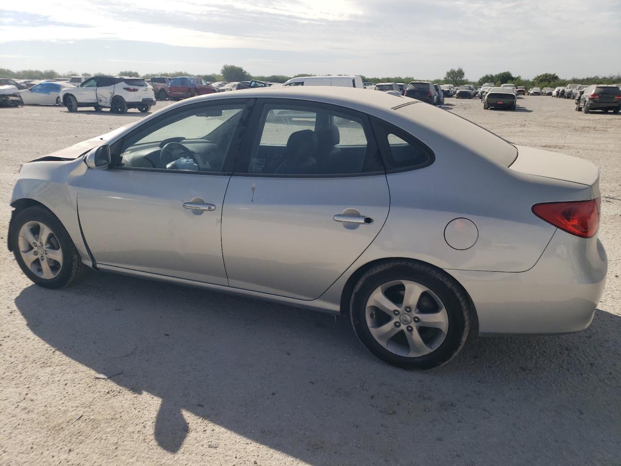 Lot #2960321847 2009 HYUNDAI ELANTRA GL