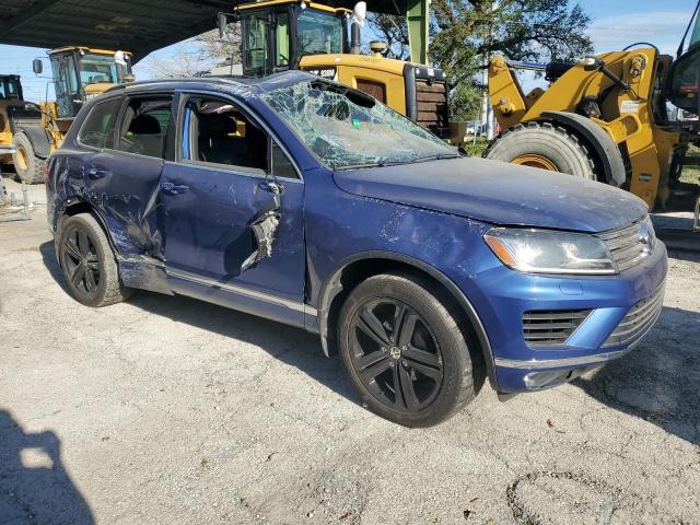 2017 VOLKSWAGEN TOUAREG WO WVGRF7BP8HD006590