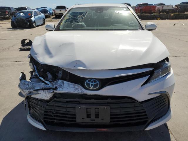 VIN 4T1R11AK1MU566673 2021 Toyota Camry, LE no.5