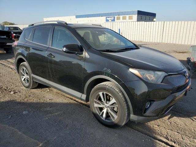 VIN 2T3RFREV3HW674844 2017 Toyota RAV4, Xle no.4