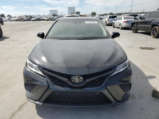 VIN 4T1B61HK3JU115426 2018 Toyota Camry, Xse no.5