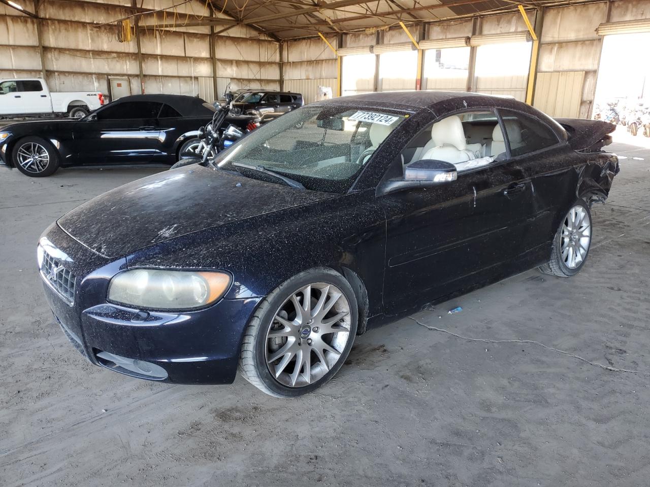 Lot #2978947636 2008 VOLVO C70 T5