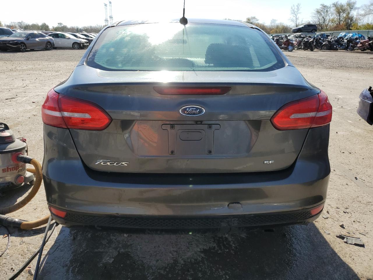 Lot #2940711417 2017 FORD FOCUS SE