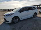 TOYOTA SIENNA LE снимка