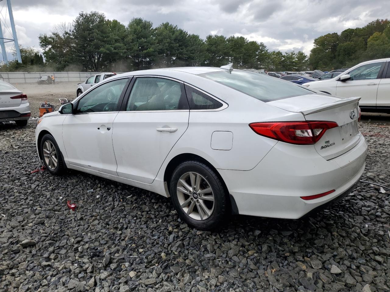 Lot #2872103195 2015 HYUNDAI SONATA SE