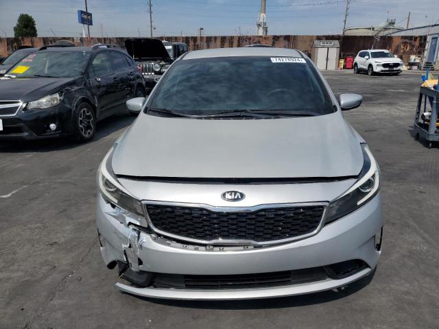 VIN 3KPFK4A71HE017156 2017 KIA Forte, LX no.5