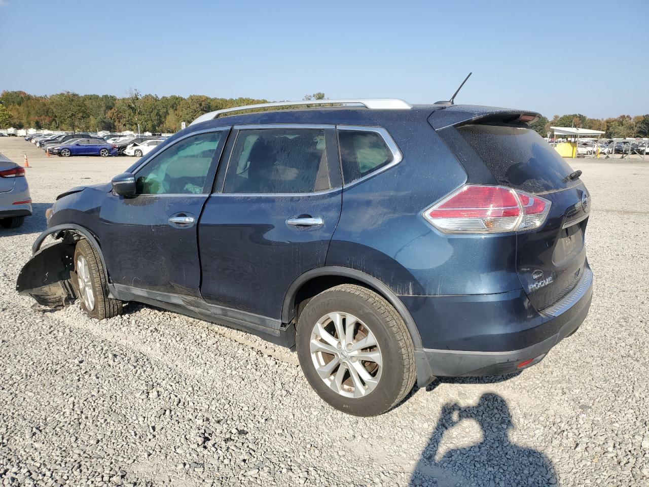 Lot #2988545301 2015 NISSAN ROGUE S