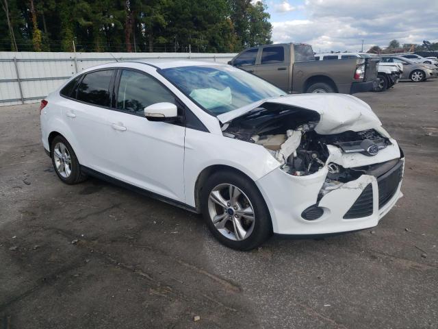 VIN 1FADP3F29EL288507 2014 Ford Focus, SE no.4