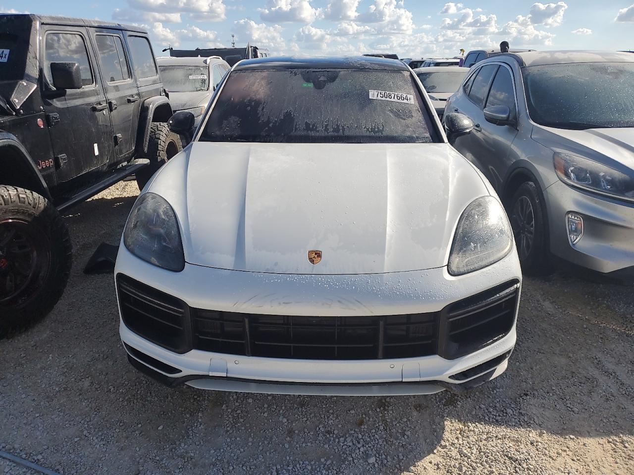 Lot #2989300299 2023 PORSCHE CAYENNE TU