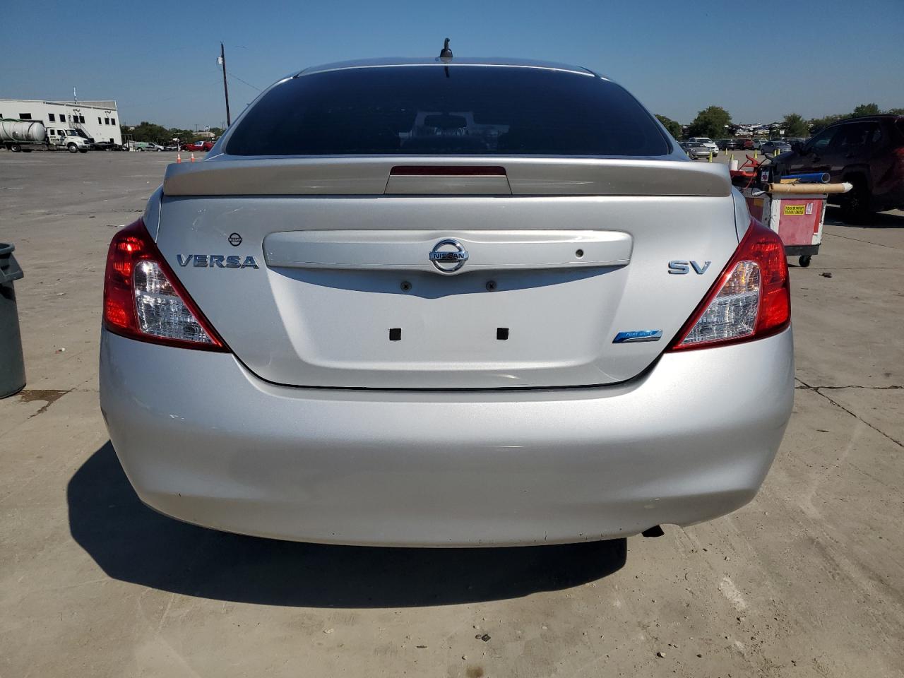 Lot #2972303399 2014 NISSAN VERSA S