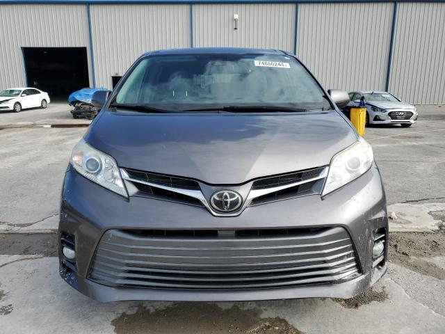 VIN 5TDYZ3DC1JS942846 2018 Toyota Sienna, Xle no.5