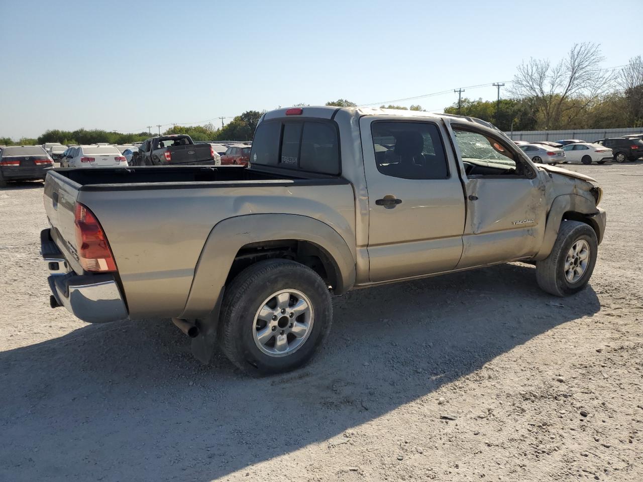 TOYOTA TACOMA DOU 2007 gold  gas 3TMJU62N97M034806 photo #4