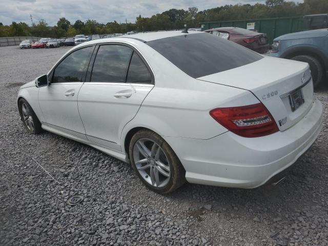 VIN WDDGF8AB5DA793037 2013 Mercedes-Benz C-Class, 3... no.2