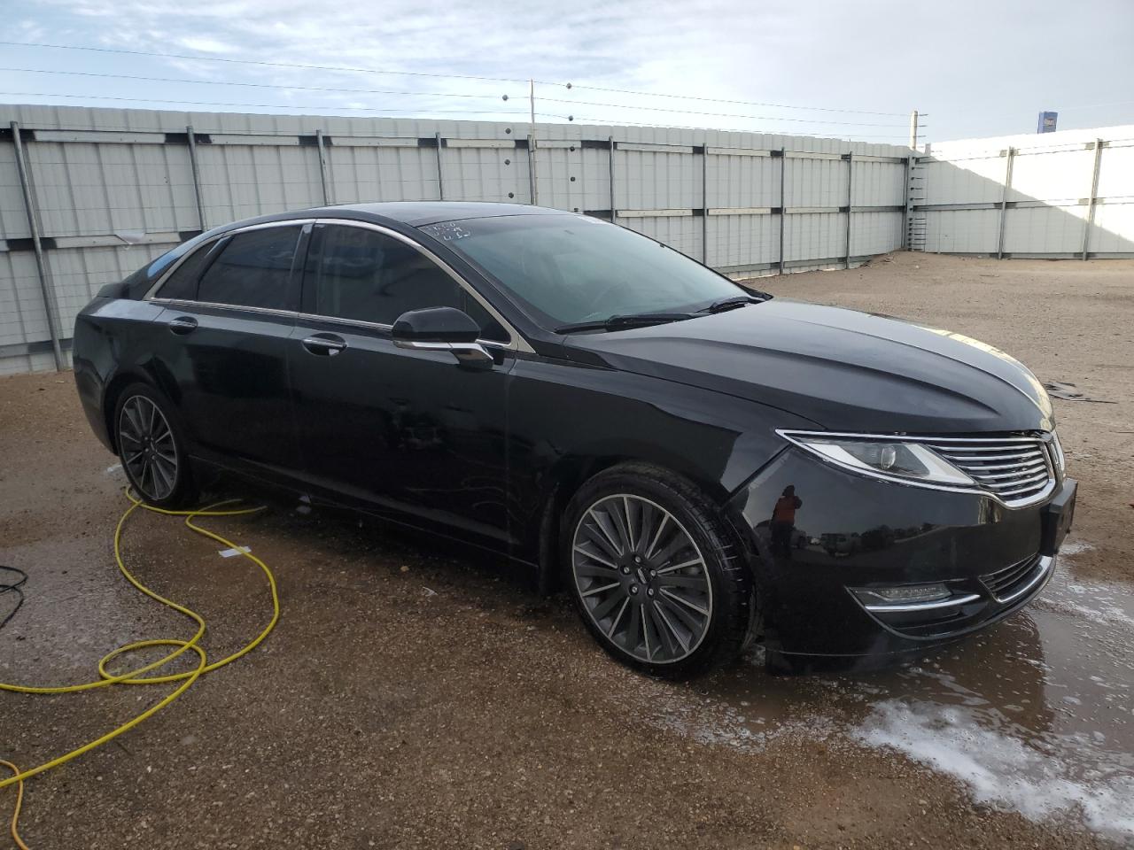 Lot #2952086722 2016 LINCOLN MKZ