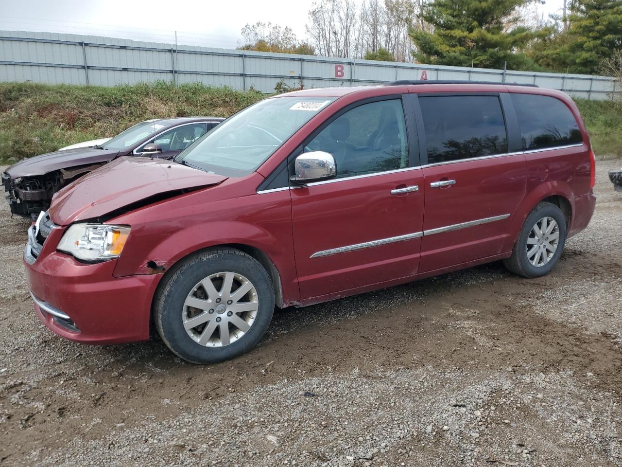  Salvage Chrysler Minivan