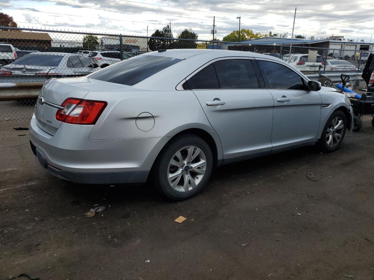 Lot #2928867717 2011 FORD TAURUS SEL