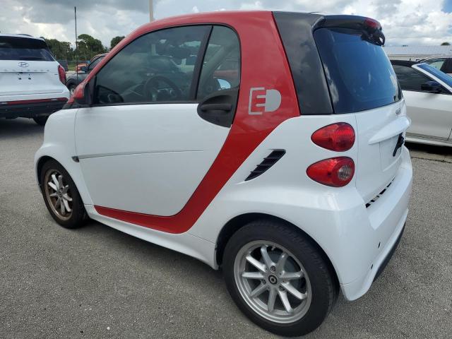 VIN WMEEJ9AA6EK782087 2014 Smart Fortwo no.2