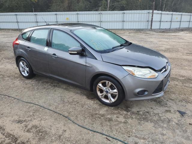 VIN 1FADP3K28EL344989 2014 Ford Focus, SE no.4