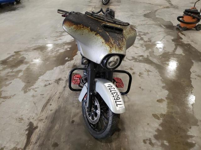 2019 HARLEY-DAVIDSON FLHXS - 1HD1KRP18KB646684