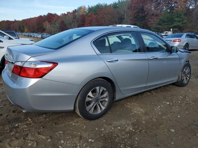 VIN 1HGCR2F33DA069699 2013 Honda Accord, LX no.3