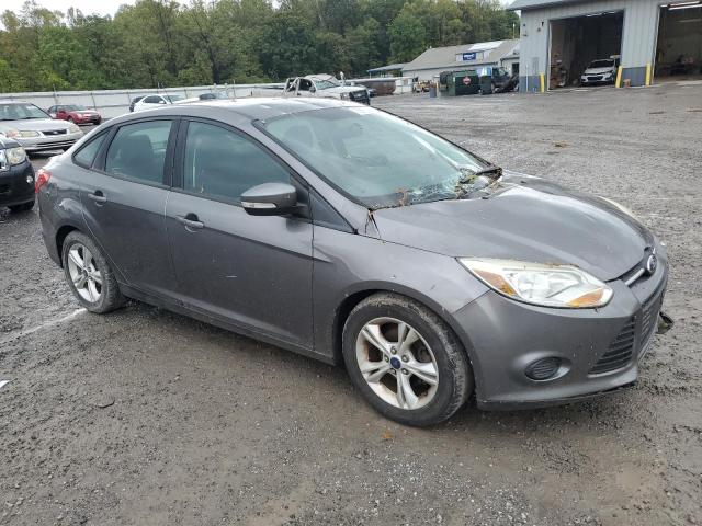 VIN 1FADP3F24EL409542 2014 Ford Focus, SE no.4