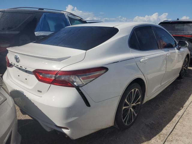 VIN 4T1B11HK5JU081536 2018 Toyota Camry, L no.3