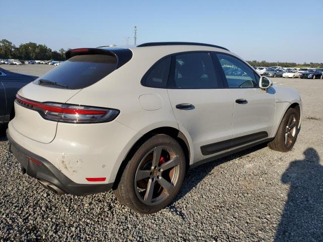 VIN WP1AG2A54NLB20314 2022 Porsche Macan, S no.3