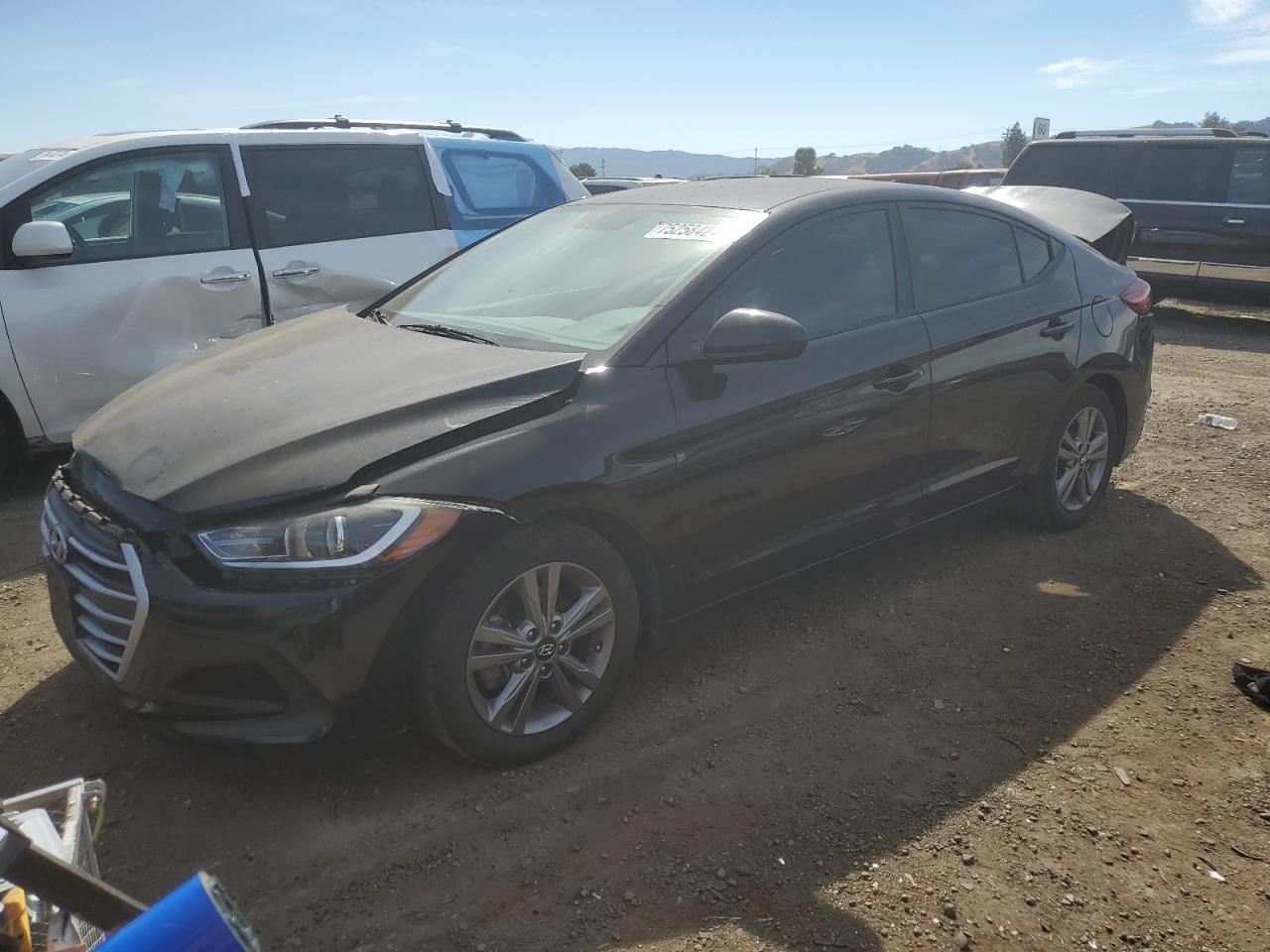 KMHD84LF4HU425903 HYUNDAI ELANTRA SE 2017