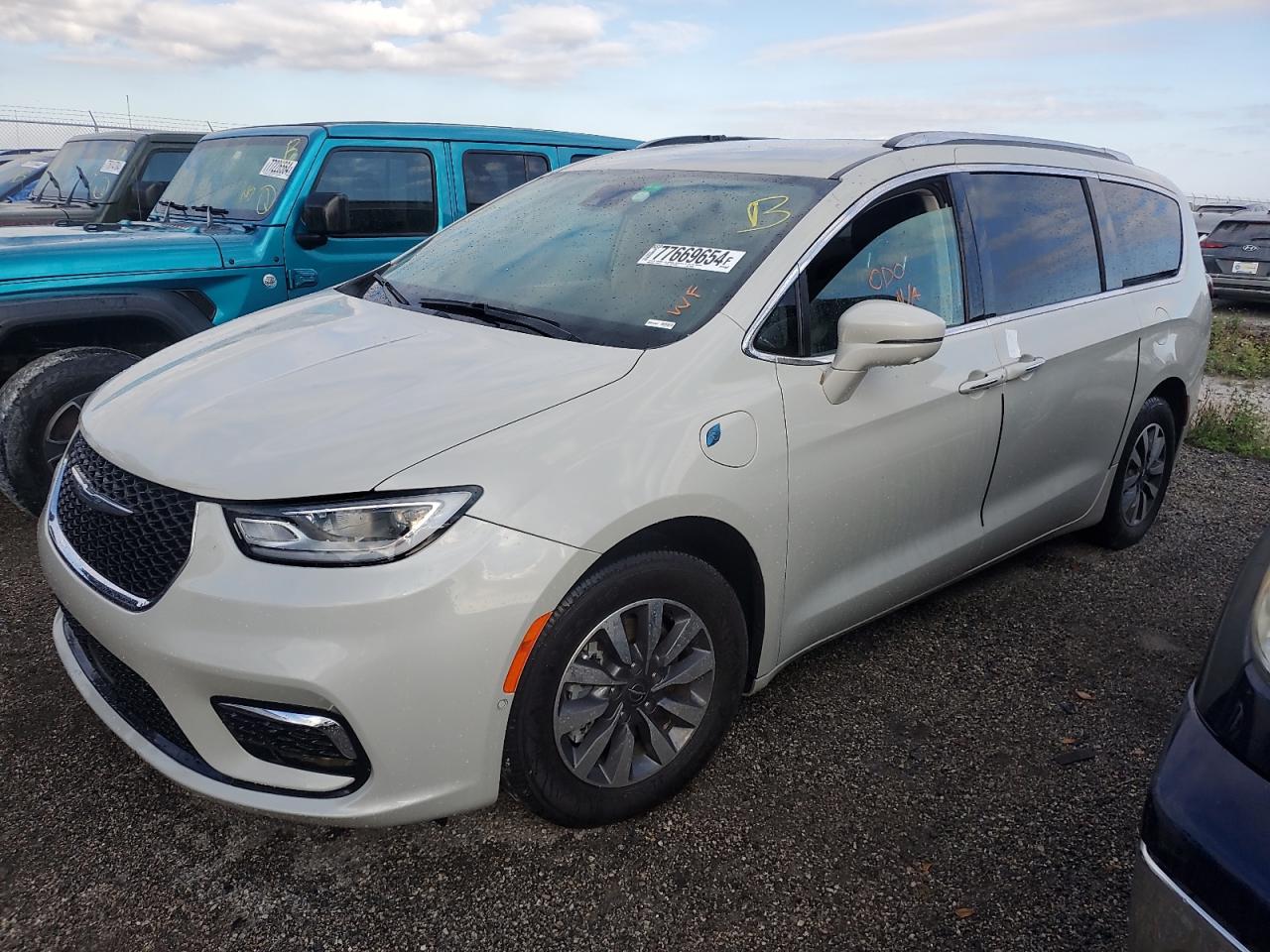 Lot #2991764443 2021 CHRYSLER PACIFICA H