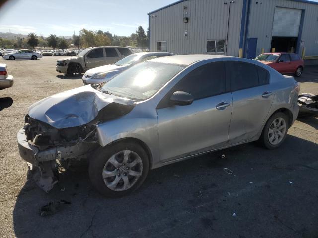 MAZDA 3 I 2011 gray sedan 4d gas JM1BL1UF8B1378956 photo #1