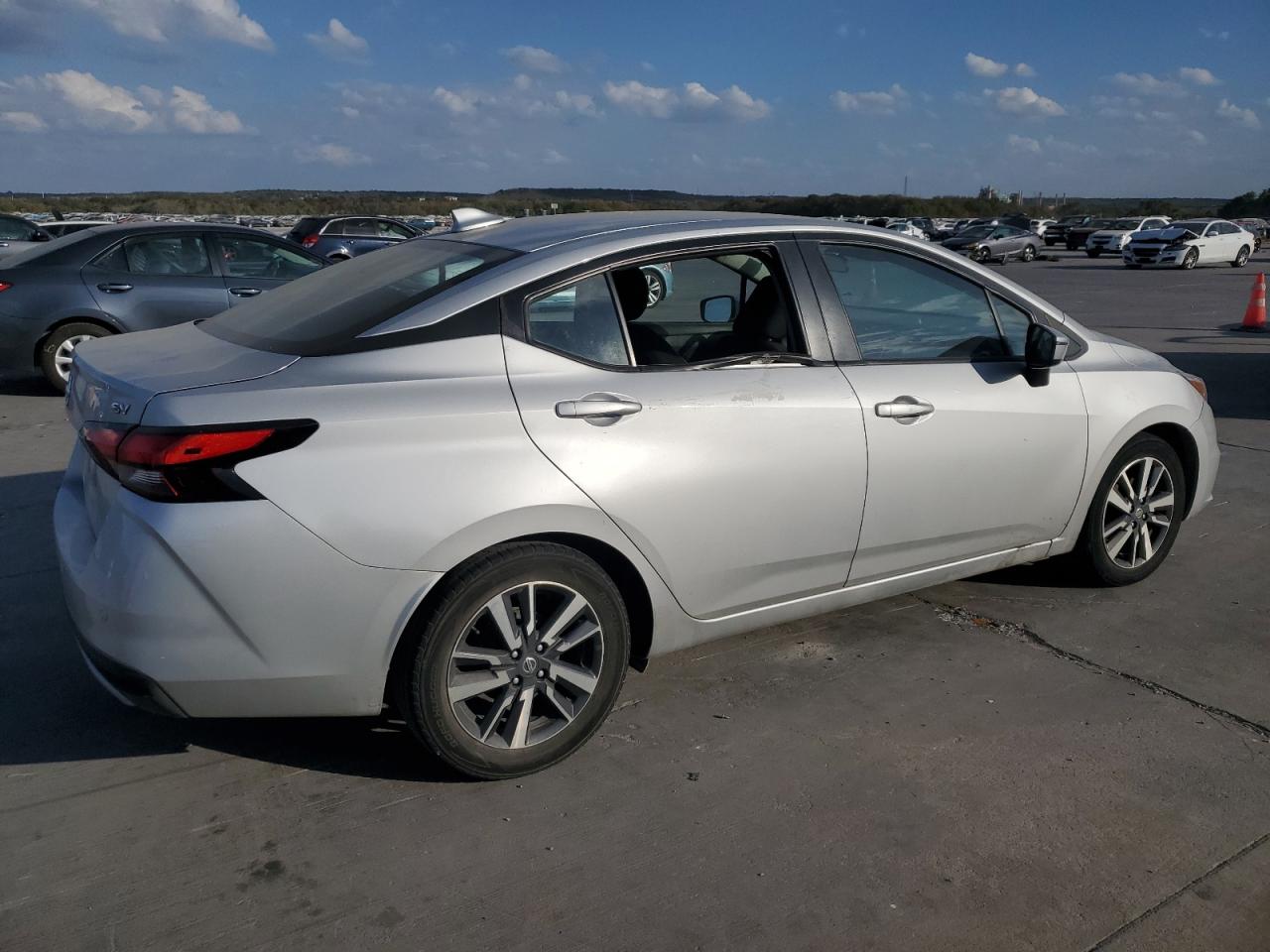 Lot #2974297450 2021 NISSAN VERSA SV