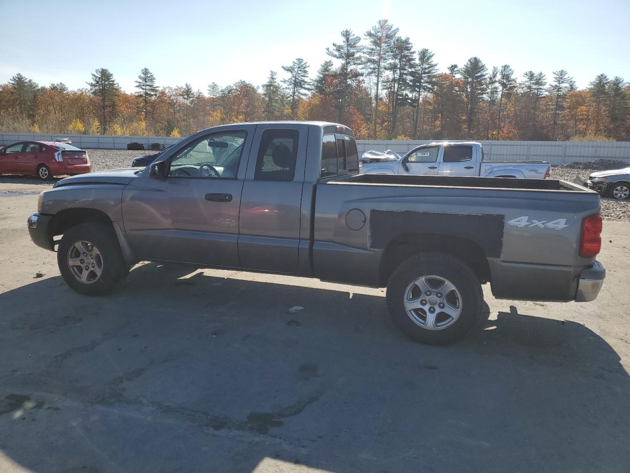 Lot #2925814828 2005 DODGE DAKOTA SLT