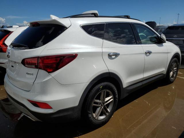 VIN 5XYZU3LB7JG555064 2018 Hyundai Santa Fe no.3