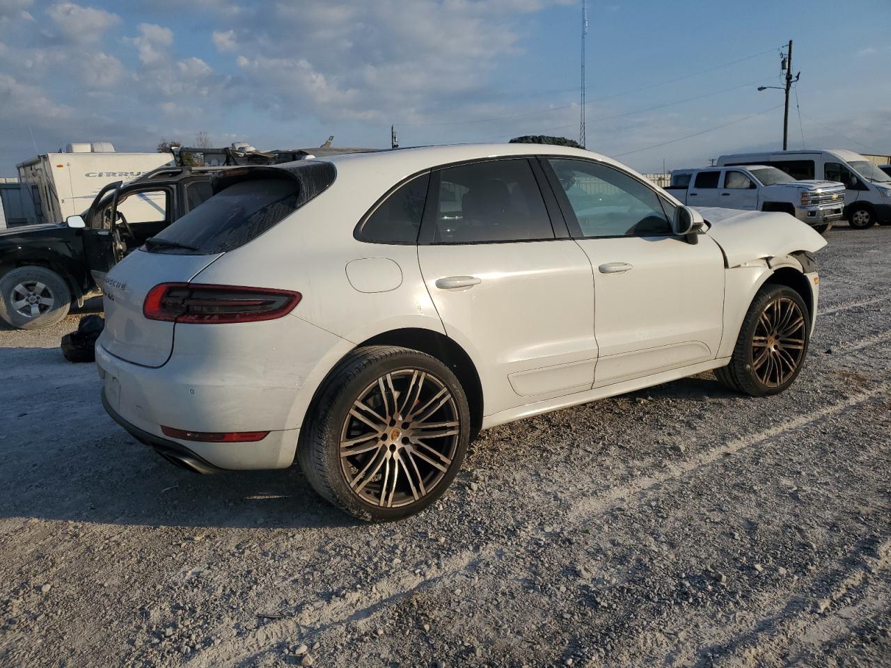 Lot #3030696102 2015 PORSCHE MACAN TURB