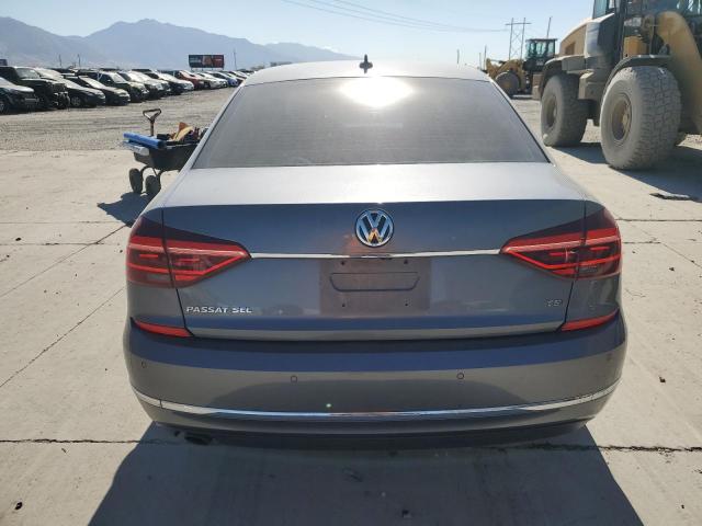 2017 VOLKSWAGEN PASSAT SEL - 1VWCT7A32HC065056