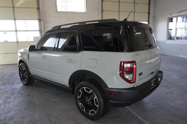 VIN 3FMCR9C60MRA07605 2021 Ford Bronco, Outer Banks no.4