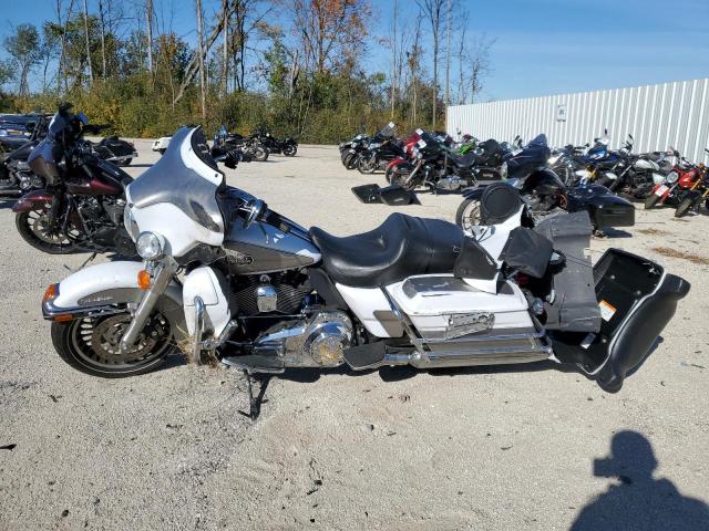 2009 HARLEY-DAVIDSON FLHTCU 1HD1FC4139Y634004