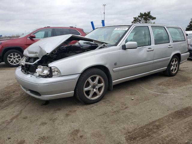 VOLVO V70 BASE 2000 silver  gas YV1LW61J8Y2703877 photo #1