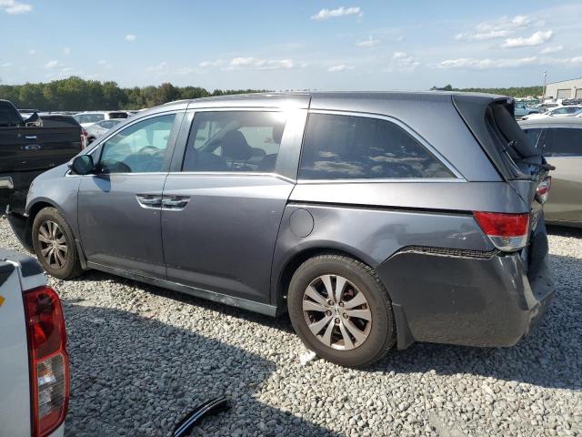 VIN 5FNRL5H35GB097282 2016 Honda Odyssey, SE no.2